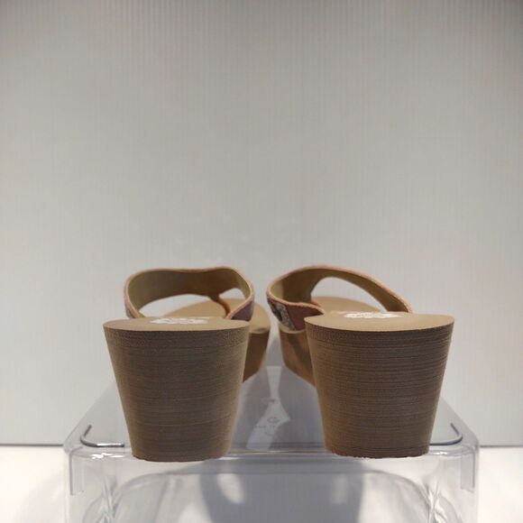 Yellow Box 7.5 Flip Flops Wedge Rhinestone Leather Upper Beach Wedding Resort - Picture 7 of 8